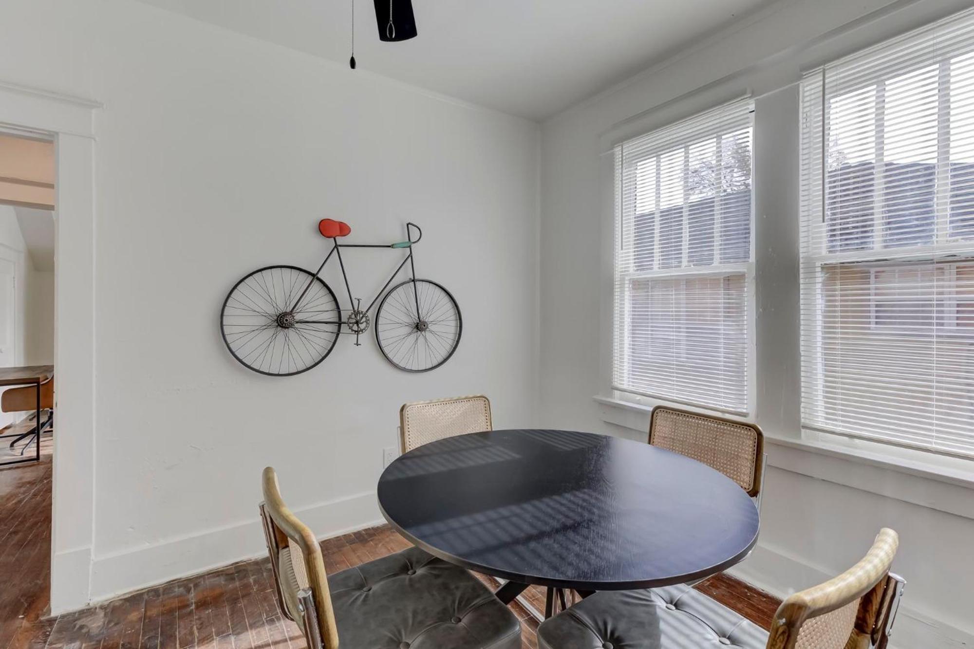 Charming Cooper-Young Flat In The Heart Of Memphis Exterior foto